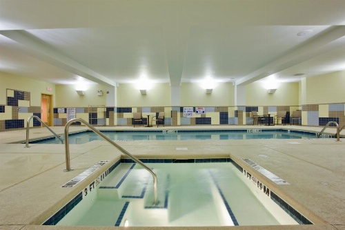Holiday Inn Express Hotel & Suites Raleigh Sw - At Nc State image 7