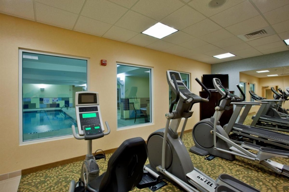 Holiday Inn Express Hotel & Suites Raleigh Sw - At Nc State Image 11
