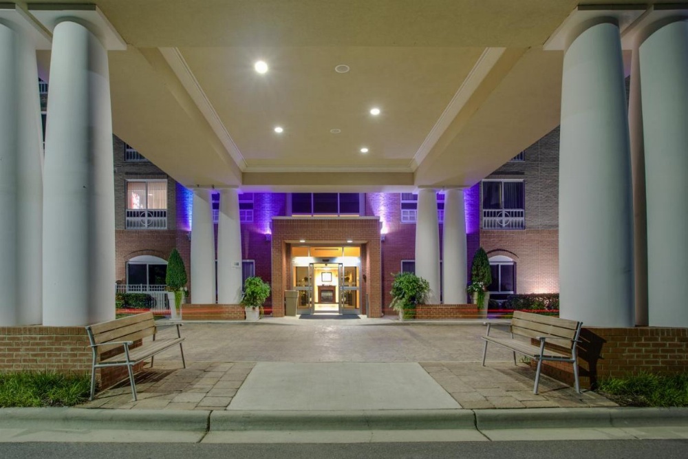 Holiday Inn Express Hotel & Suites Raleigh Sw - At Nc State Image 13